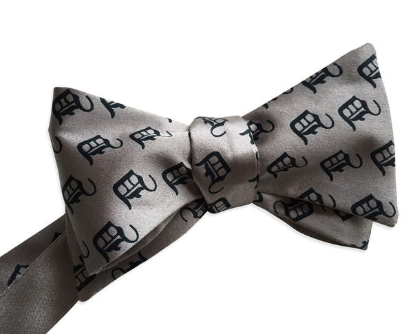 Old English Detroit D Dot Pattern Necktie